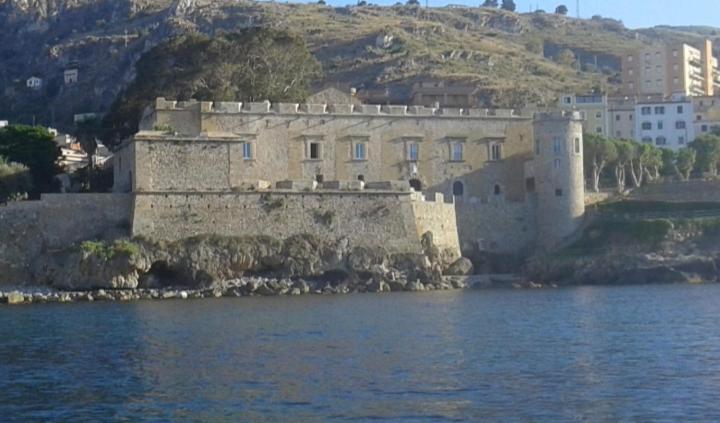 Torre Vallelunga Trabia Eksteriør billede